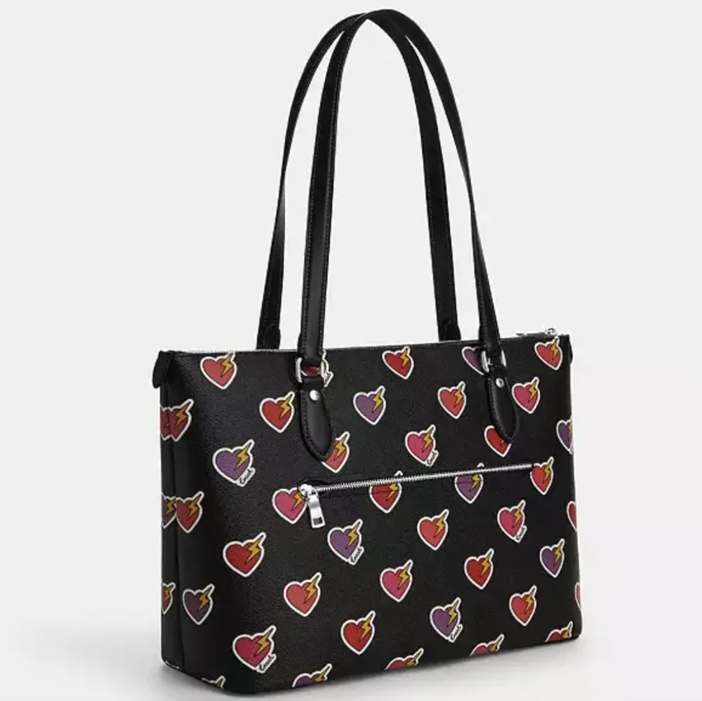 Coach Gallery Tote Bag With Heart Bolt Print NWT